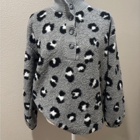LOFT Gray Animal Print Sherpa Pullover - Picture 1 of 4